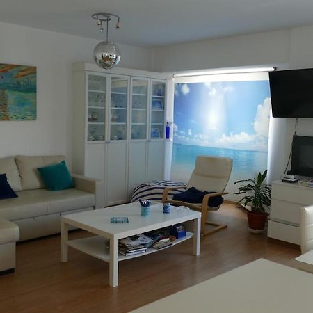 Piso En Santa Cristina, A 150 M De La Playa Apartment Oleiros Luaran gambar