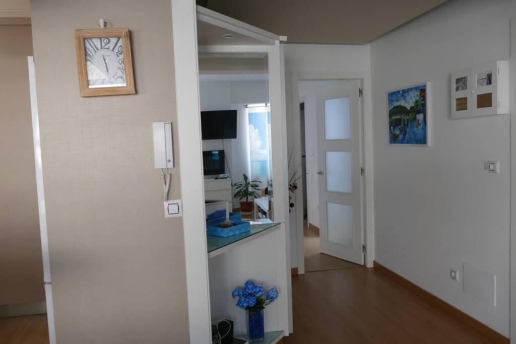 Piso En Santa Cristina, A 150 M De La Playa Apartment Oleiros Luaran gambar