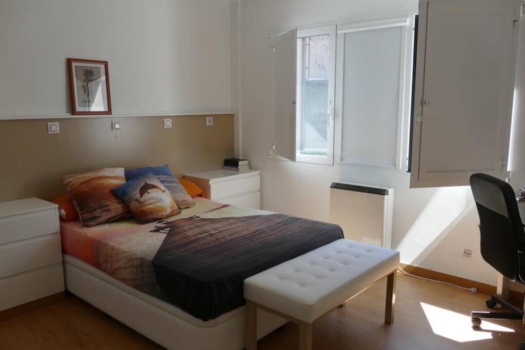 Piso En Santa Cristina, A 150 M De La Playa Apartment Oleiros Luaran gambar